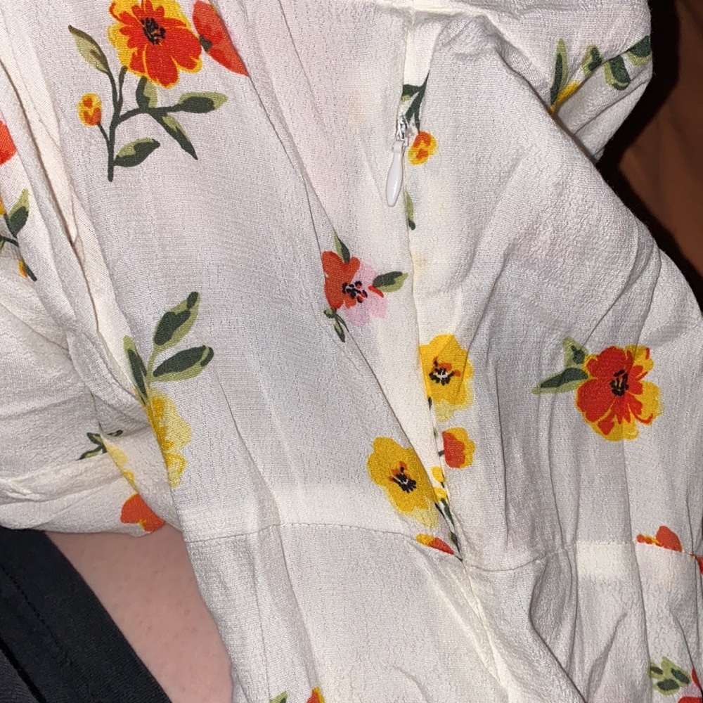 🆕 FOREVER 21 White Floral Off Shoulder Dress Size Medium - Picture 6 of 8